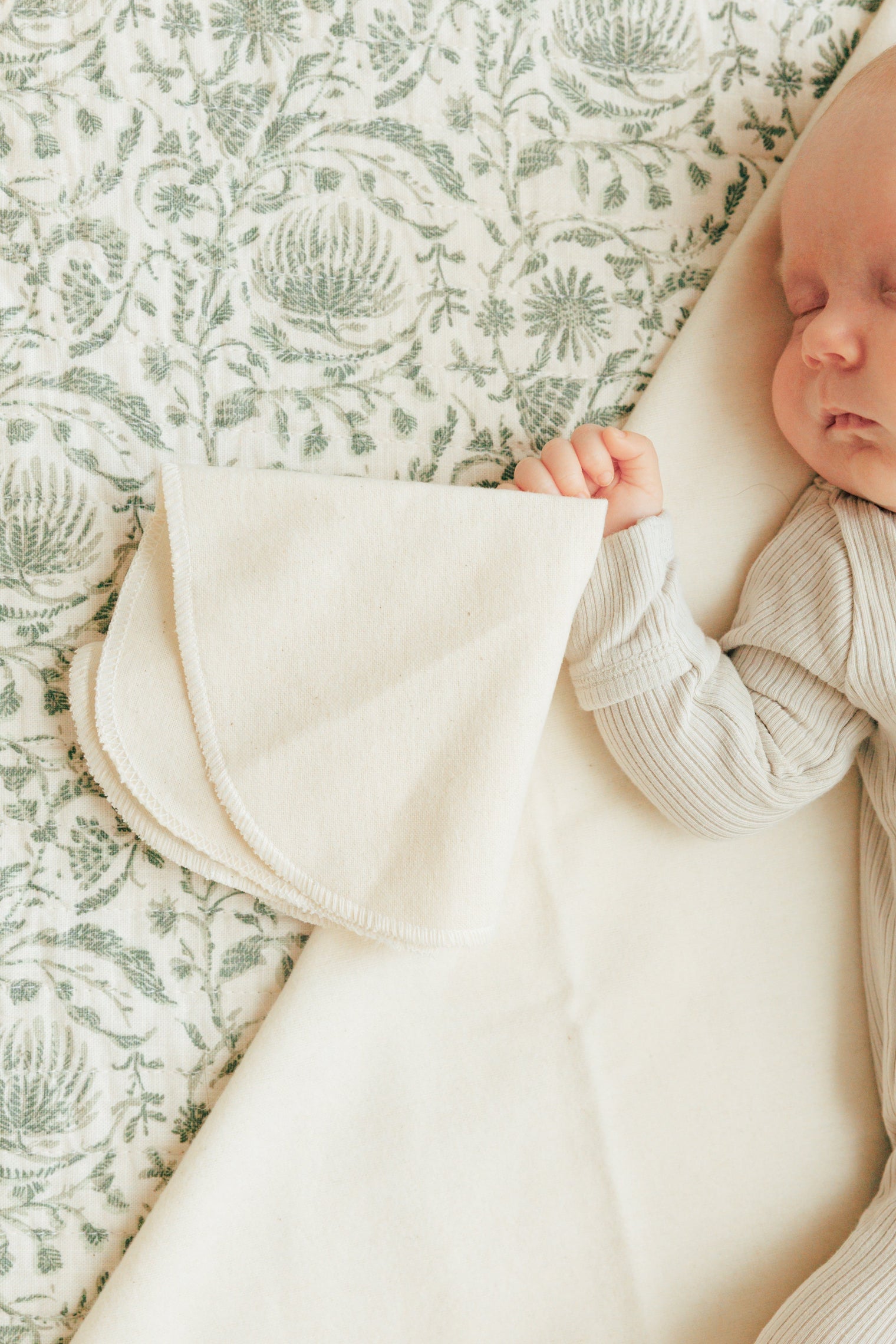 Caring Without Compromise: A New Mom’s Guide to Chemical-Free Baby Care