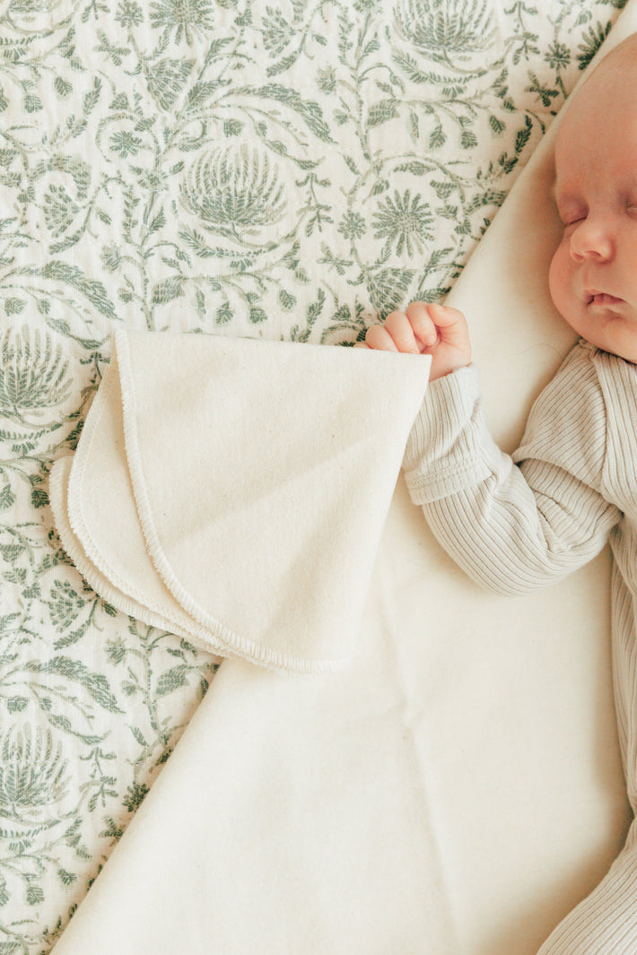 Caring Without Compromise: A New Mom’s Guide to Chemical-Free Baby Care